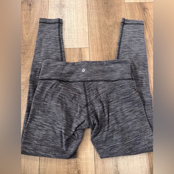 Lululemon Leggings - Picture 3 of 4